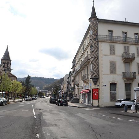 201, Les Ambassadeurs Apartment La Bourboule Luaran gambar